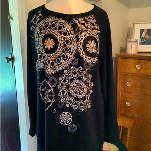 Terra and Sky NWOT Beautiful long sleeve top